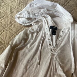FOREVER 21 White Button Up Lightweight Hoodie